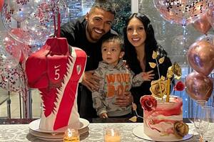 Paulo Díaz festejó su cumpleaños número 27 con una torta especial