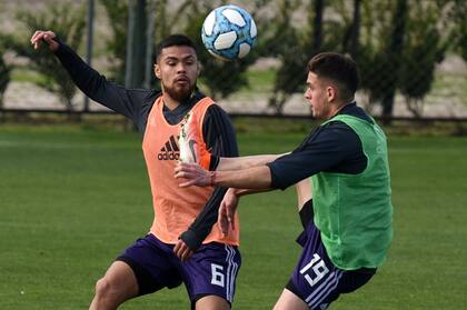 Paulo Díaz realizó tareas de adaptación física durante sus primeras dos semanas y podría ser convocado ante Racing