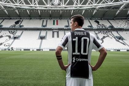 Paulo Dybala con la 10 de Juventus