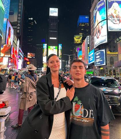 Paulo Dybala y Oriana Sabatini en Nueva York