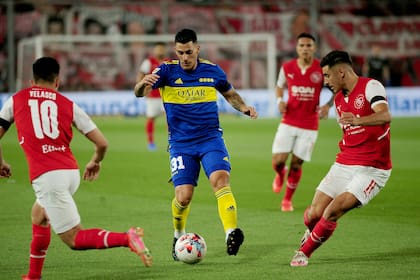 Pavón, perdido ante la marca; el delantero tuvo una noche discreta