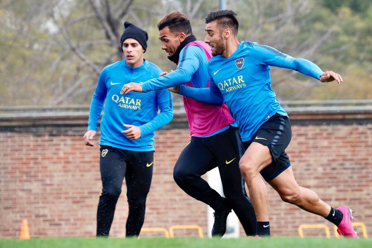 Pavon, Tevez y Salvio entrenando