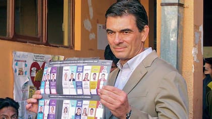 Paz alcanzó el 32% de los votos en la primera vuelta.