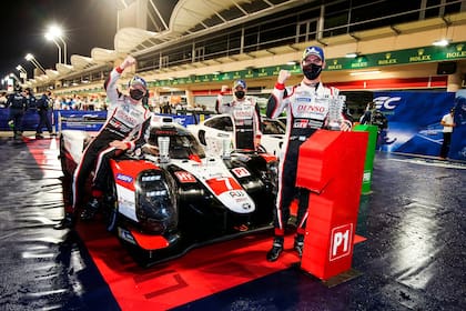El de resistencia (competencias de pista de entre 4 y 24 horas) fue el cuarto título de campeón global para el cordobés; Fernando Alonso, Petter Solberg y López son los únicos que poseen coronas mundiales en más de una categoría de automovilismo.