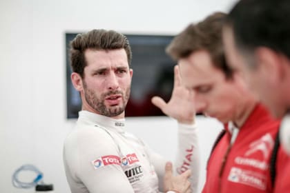 Pechito no logró un podio pero se mantiene líder