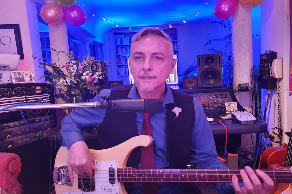 Pedro Aznar celebró ayer su cumpleaños con un show virtual