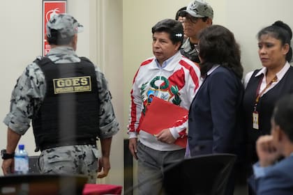 Pedro Castillo, uno de los tres expresidentes actualmente en la cárcel en Perú