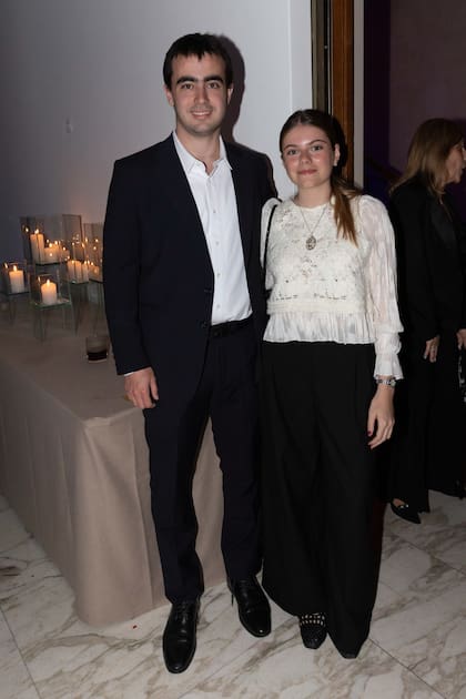 Pedro Lanusse y Sofía Gramblika fueron parte de la nueva generación que se sumó al charity