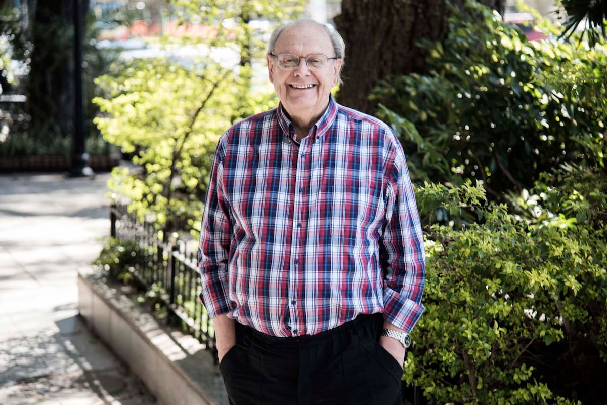 Pedro Luis Barcia acaba de publicar dos libros: La identidad lingüística argentina y su autobiografía, Memorias de un gurí (ambas por Dunken).