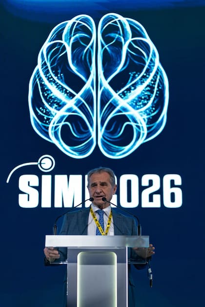 Pedro Lylyk, durante la apertura de las jornadas SIMI 2026, evento de referencia internacional en el manejo del ACV