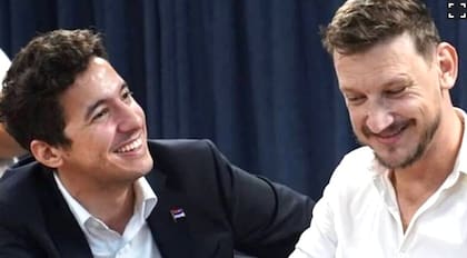 Pedro Puerta y su ex amigo Germán Kiczka, mañana cuando Ramón Puerta presente su candidatura, se cumplirá 1 año del desafuero del hoy condenado ex legislador de Activar, un hecho que le cambió la vida a la familia Puerta.