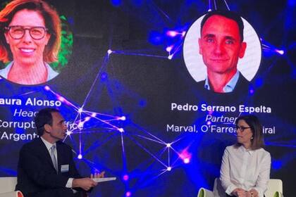 Pedro Serrano Espelta, socio de Marval O´Farrell Mairal, y Laura Alonso, titular de la OA