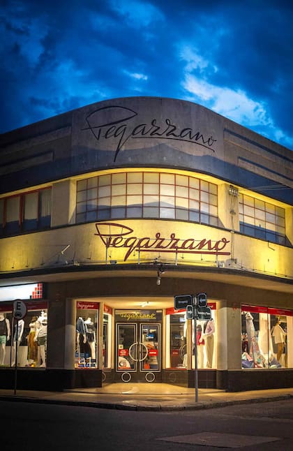 Pegazzano, histórica tienda que fundada en la década del 40.