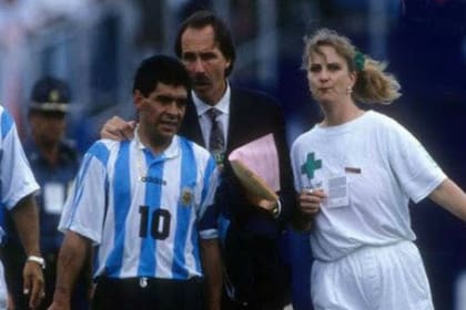 Mundial 1994: una de las primeras decepciones. La copa del mundo en la que Maradona sintió que "le cortaron las piernas"