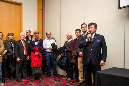 Pelegrina en la presentación de la charla “Buenas Prácticas Agropecuarias” junto a Scheneider, Gallinger y Shro