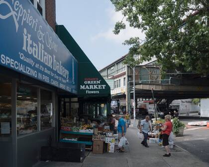 Pelham Bay, ubicado en el noreste del Bronx, destaca por su entorno seguro y su calidad de vida