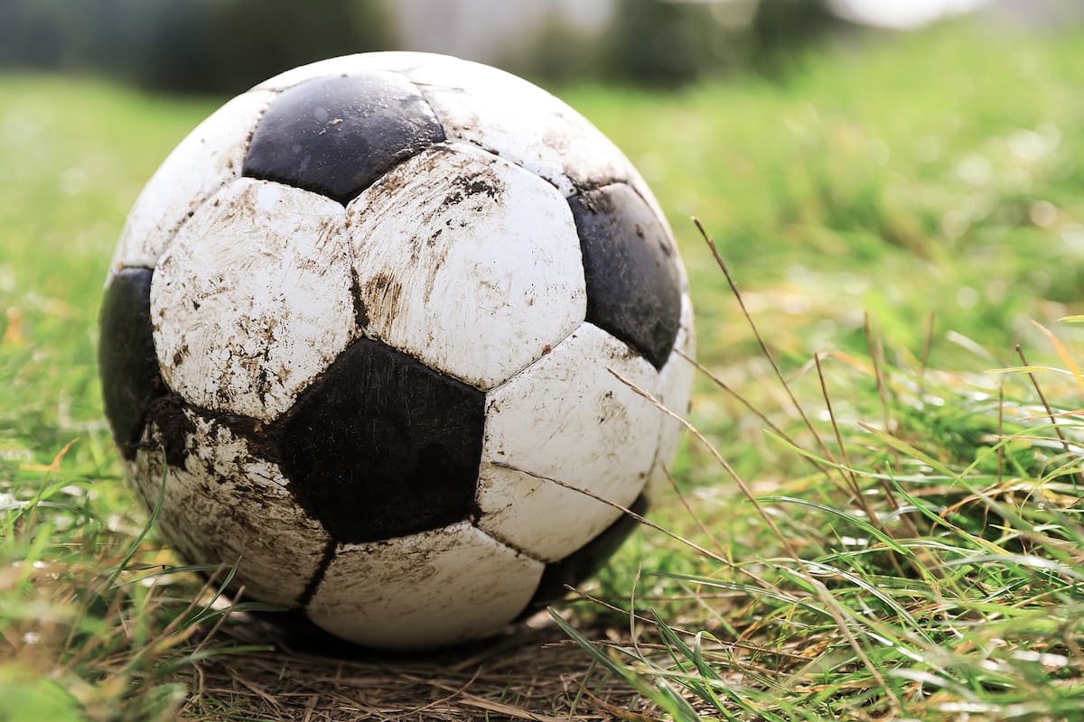 Pelota de fútbol; Potrero; pelota