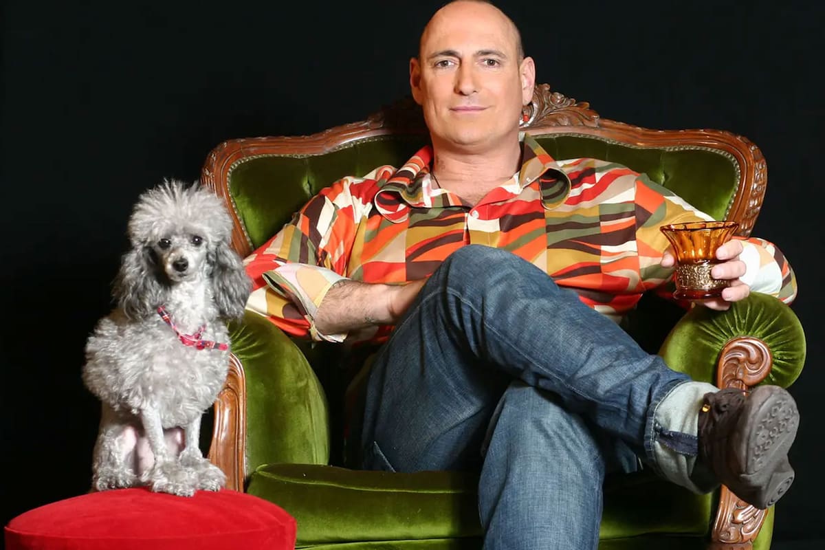 "Peña en el aire", un sitio en el que pueden escucharse todos los programas de Fernando Peña. Un homenaje a diez años de su partida.