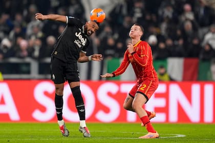 Penal fallado de Jonathan David le cuesta a la Juventus y empata 1-1 con el Lecce