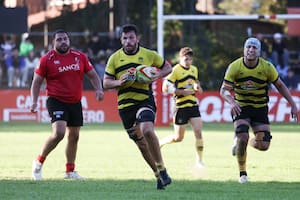 Peñarol Rugby le ganó un partidazo a Dogos XV y lidera la tabla de posiciones