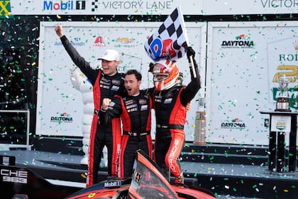 Penske gana las 24 de Daytona por tercer año seguido en un final emocionante