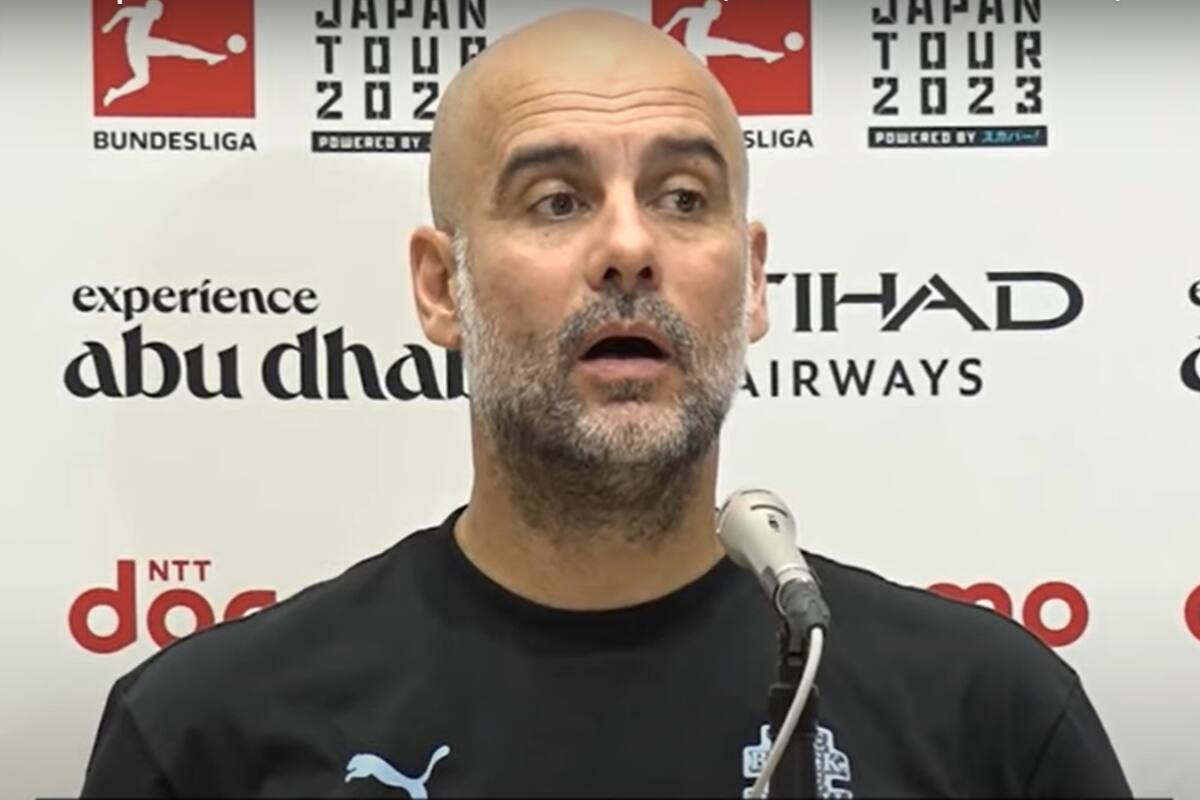 Pep Guardiola escucha sorprendido la pregunta de un periodista acerca del desempeño de Erling Haaland