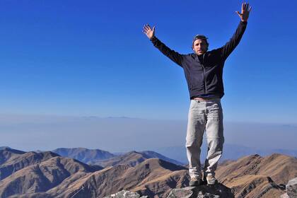 Pepe De La Cuesta murió al tener un accidente con un parapente en un cerro en Salta