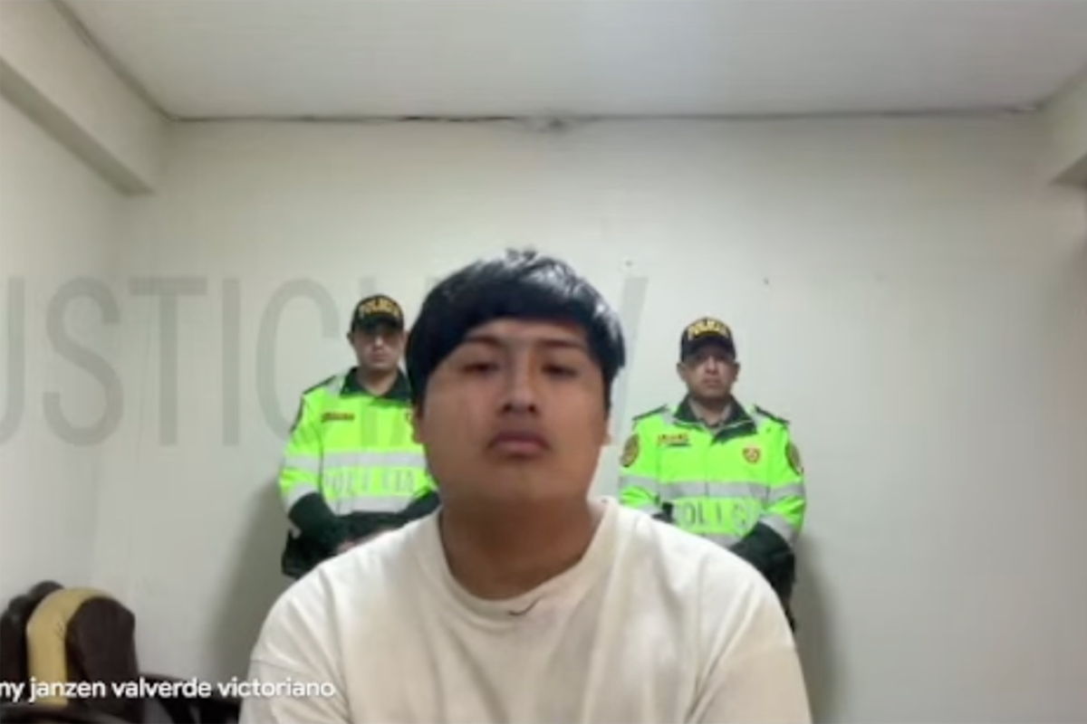 Pequeño J durante la audiencia