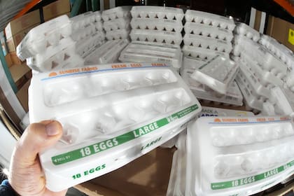 Percepción de estadounidenses sobre la economía cae en junio