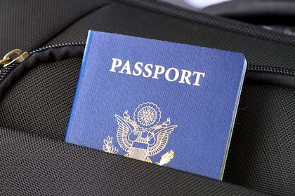 Perder la documentación y no informarles a las autoridades correspondientes, podría llevar a una revocación de la visa