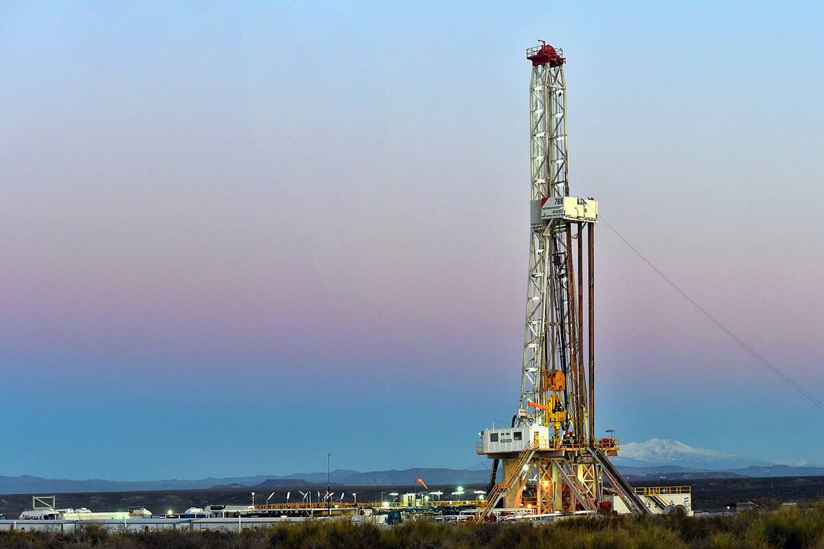 Perforadora en el bloque Bajo del Choique - La Invernada 2016.