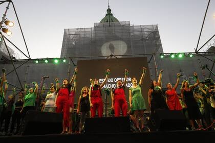 El himno por el aborto legal
