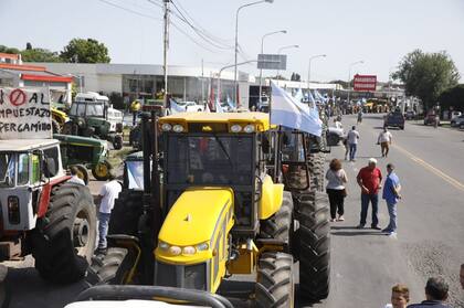 Parte de la concentración antes del tractorazo