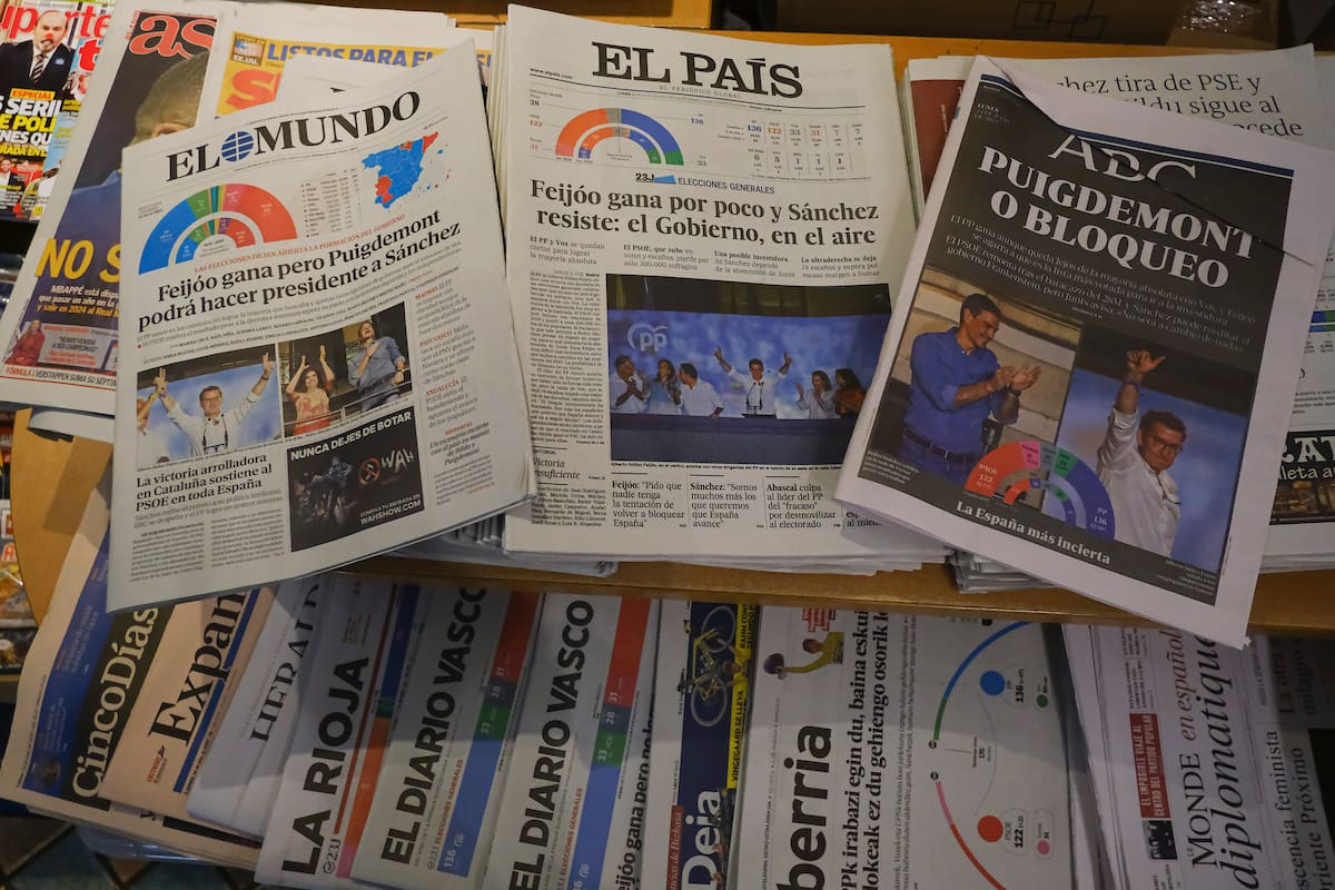 Periódicos españoles reflejan la polémica situación un día después de las elecciones generales en España