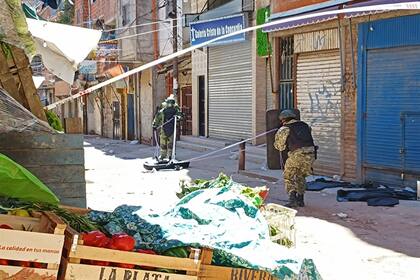 Peritos de la Gendarmería desarmaron la granada encontrada en la villa 1-11-14