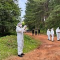 Allanamientos y rastrillajes con 50 policías en busca de pistas para esclarecer una “doble muerte”