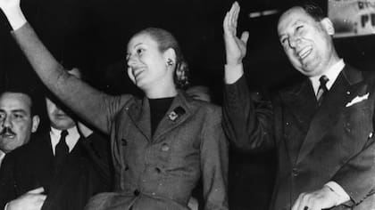 Perón y Evita impulsaron un sistema de asistencialismo que dio no solo derechos, sino mecanismos para defenderlos.