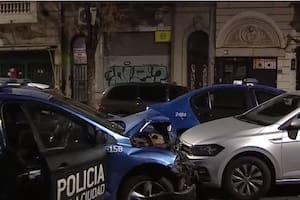 Persecución y choque en Balvanera, hay patrulleros de la ciudad involucrados