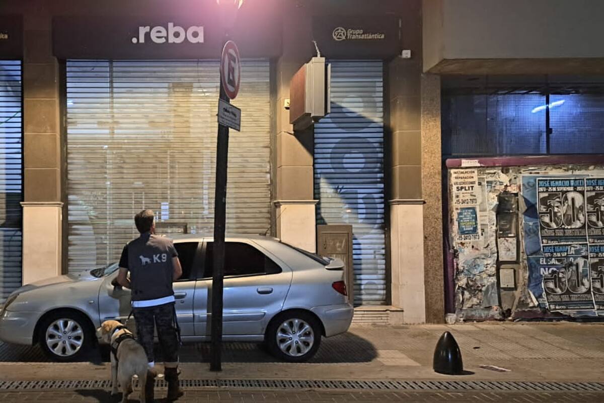 Personal de la AFIP y de la Policía Federal Argentina estaba presente desde ayer en las oficinas de Grupo Transatlántica en ciudad de Buenos Aires