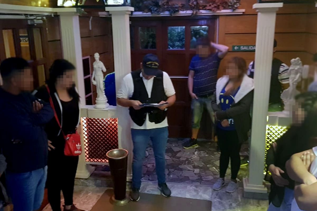 Personal de la Prefectura realizó los allanamientos en el barrio de Flores