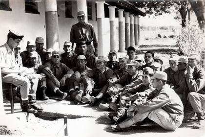 Personal del Regimiento de Infantería de Monte 29, de Formosa, atacado por Montoneros en 1975