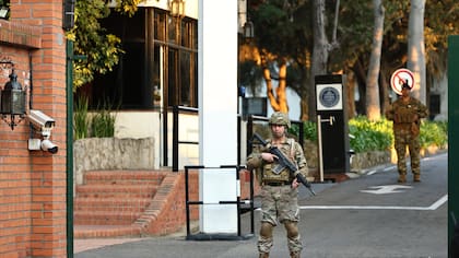 Personal militar estuvo a cargo de los ingresos el jueves