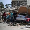 El dramático rescate de tres hermanos entre los escombros tras los terremotos en Venezuela