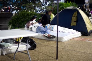 La angustia y incertidumbre de vivir en la calle en Caracas luego del terremoto