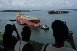Cambio de liderazgo en el Canal de Panamá: Ilya Espino, primera mujer que asume la administración