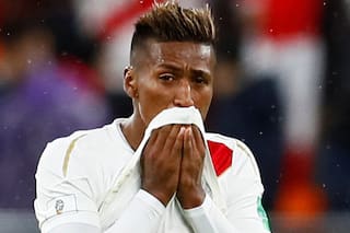 Perú perdió con Francia y quedó eliminado a una fecha del final