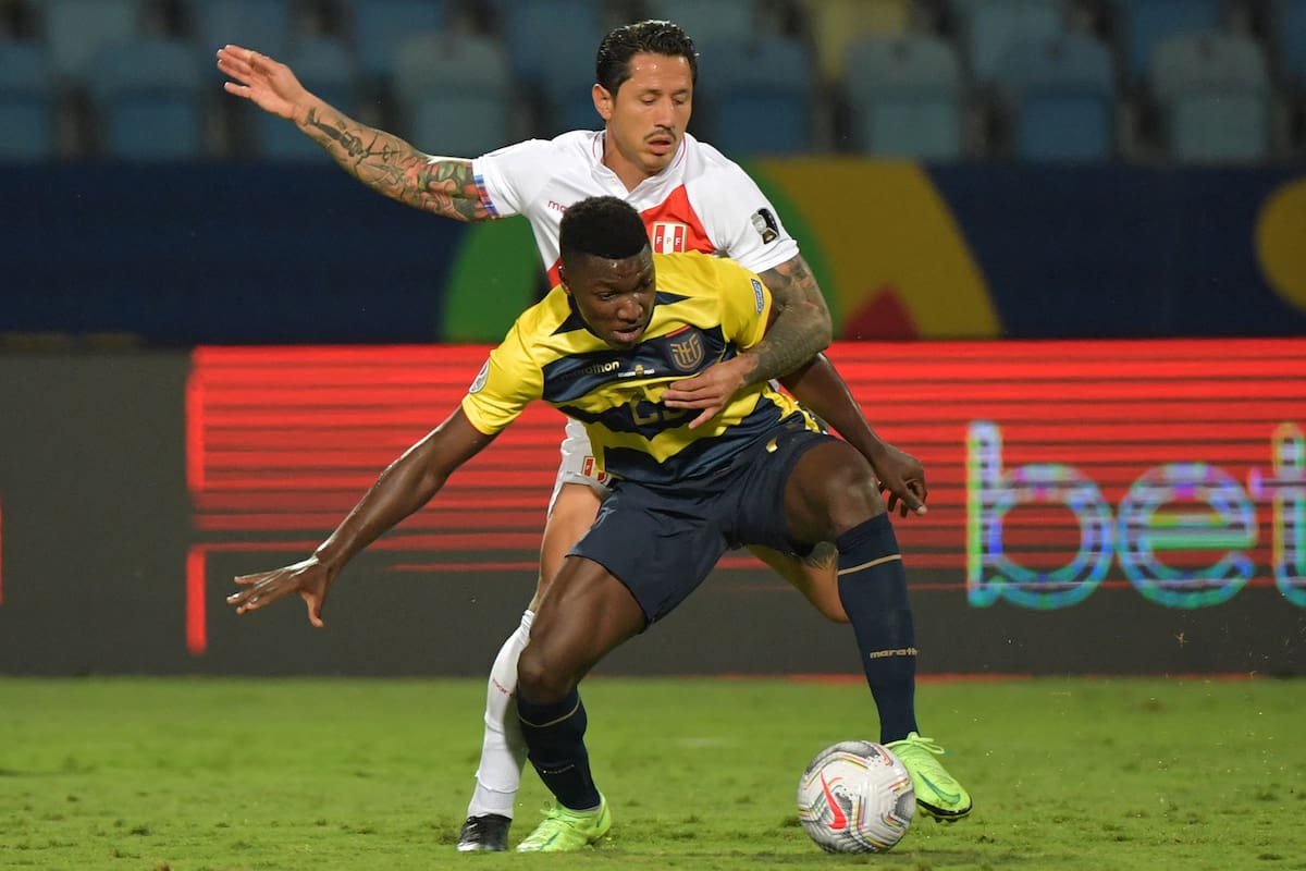 Perú y Ecuador buscarán acercarse al próximo mundial en su partido por eliminatorias