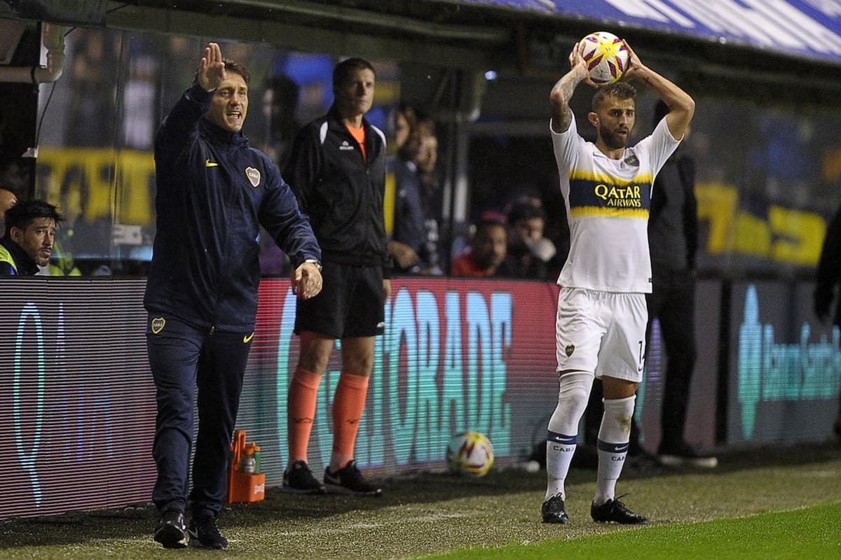 Peruzzi, en acción durante el partido ante Colón