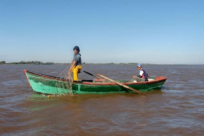 Pescadores malloneros del Chaco
