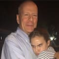 La hija de Bruce Willis compartió una foto de hace ocho años: “Todavía puedo sentir el sol en tus abrazos”